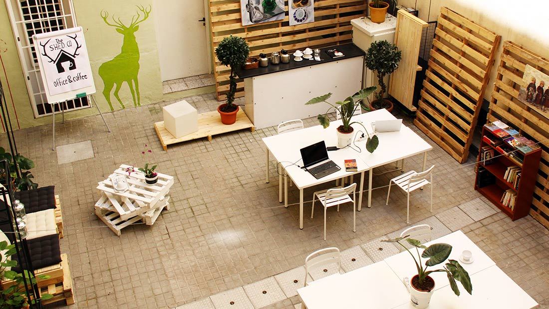 Los mejores espacios coworking de España - ShedCo patio 02