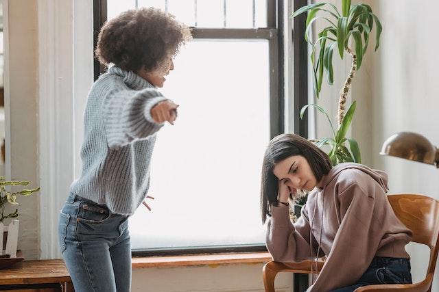 ¿Qué es el mobbing laboral y cómo identificarlo en la empresa?